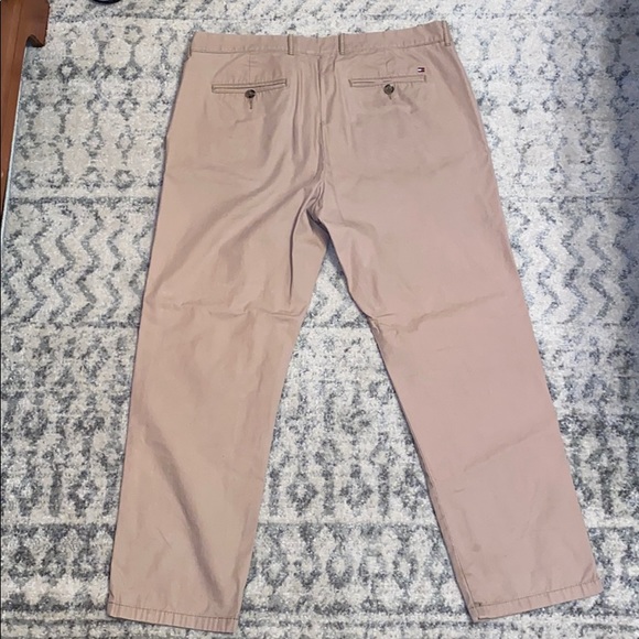 Men’s Tommy Hilfiger khaki pants - Picture 4 of 4